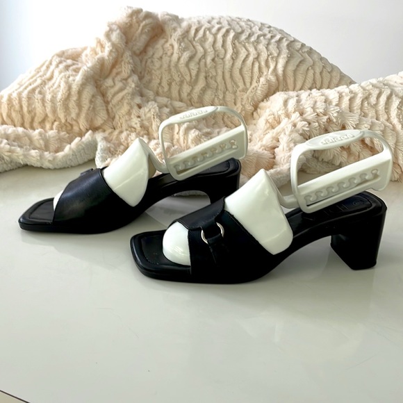 IDEA Ladies Open Toe Mules. Black Sandals. Wider Heel. Size 8. - Picture 2 of 14